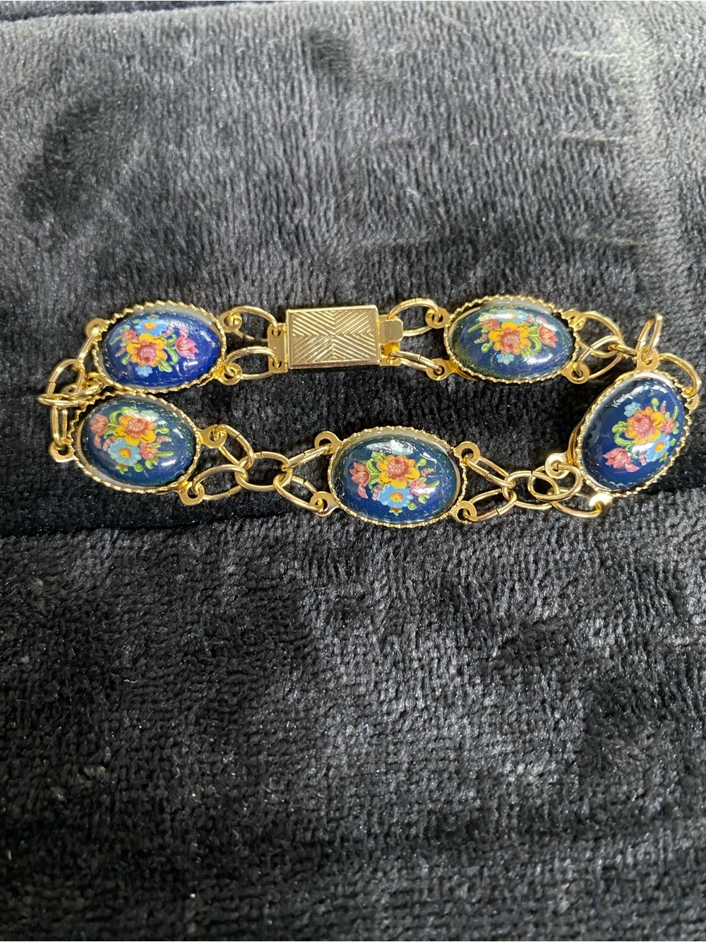 Vintage floral Limoges-style cabochon link bracelet